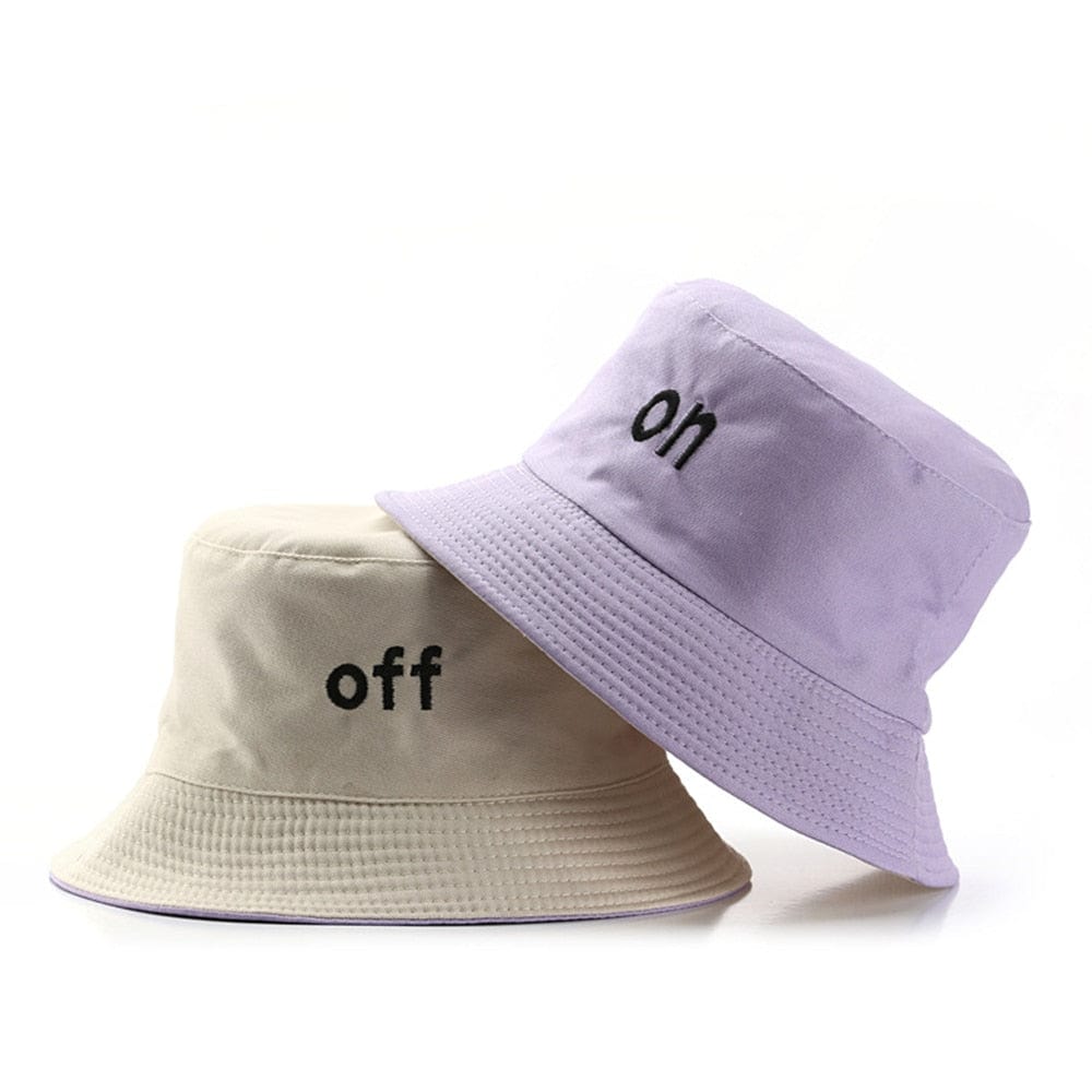 Beige en Paarse Reversible Bucket Hat met "On-Off"