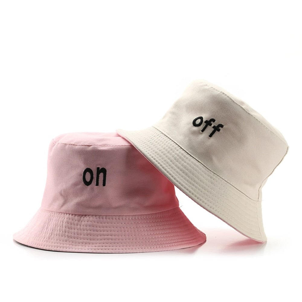 Roze Reversible Bucket Hat met "On-Off"